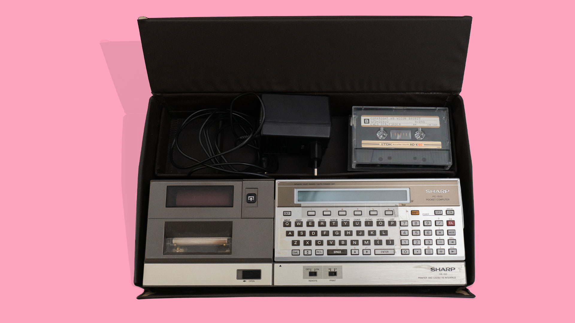 Ett av orden i EWES värdegrund är Möjliggörare. Här berättar vi mer om vårt arbete, bland annat om Basic-datorn.