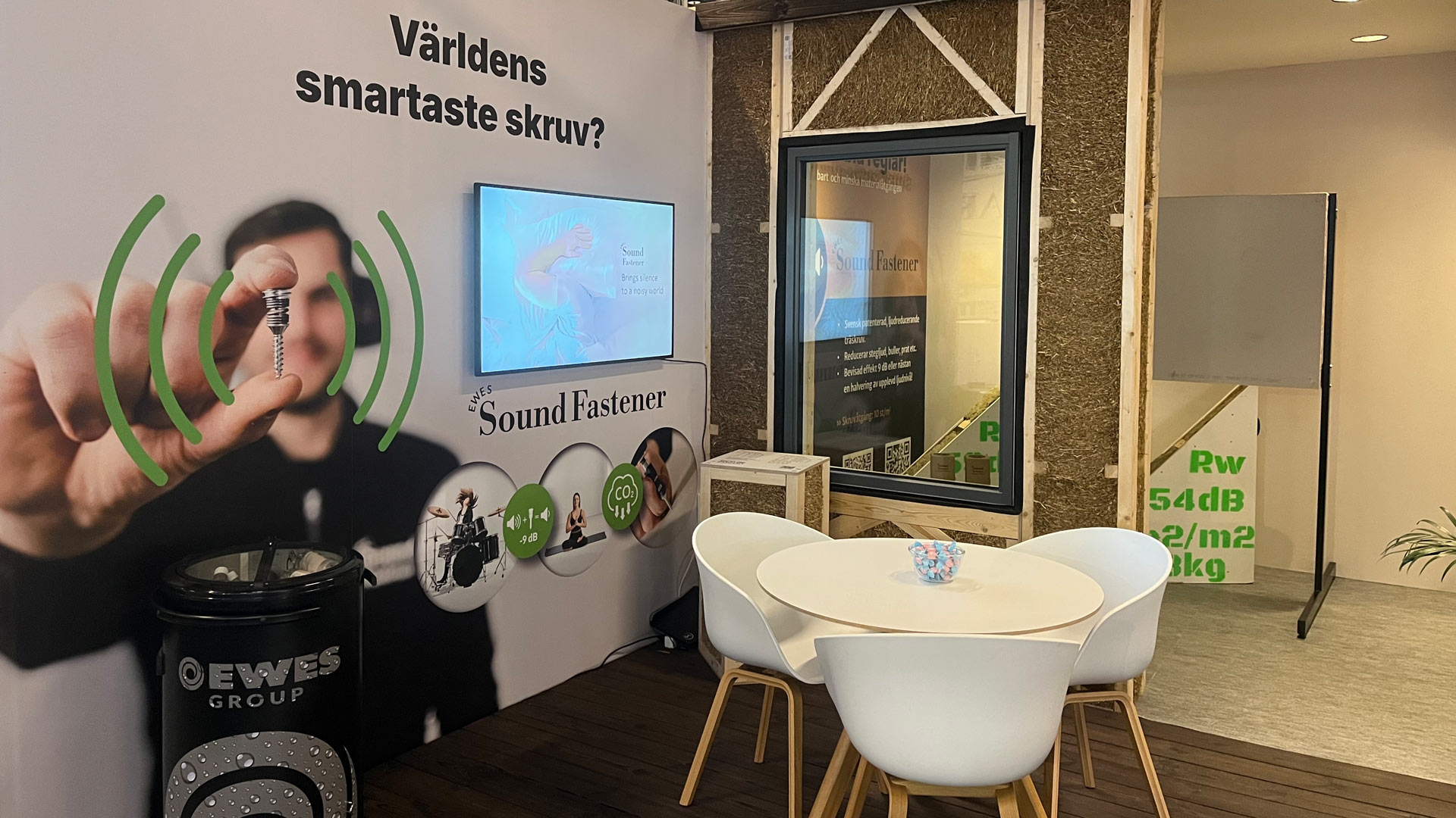 Delar av monter C07:50 på NordBygg